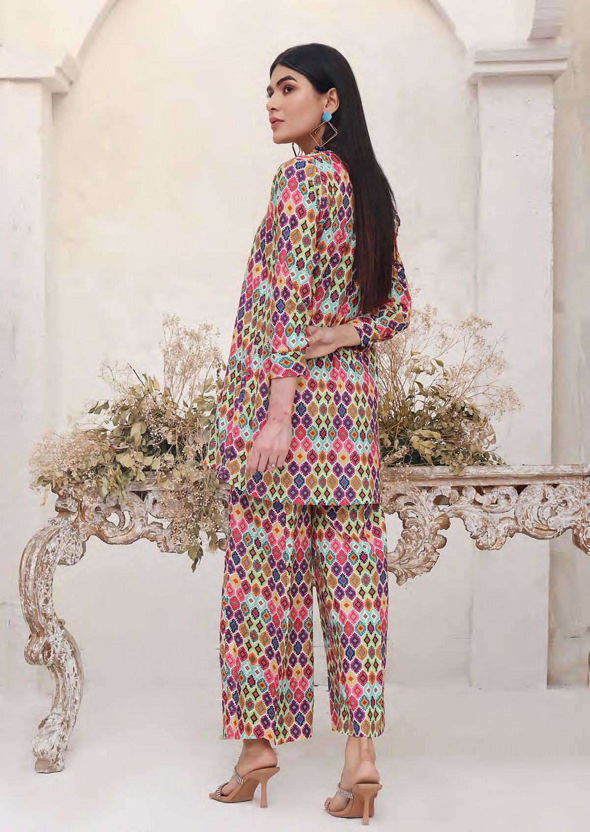 Identica Digital Prints 2Pc D#25 - Image 2